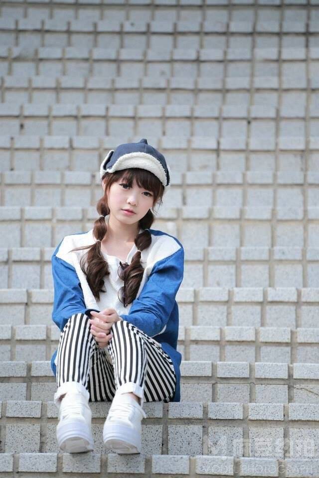 情绪模特