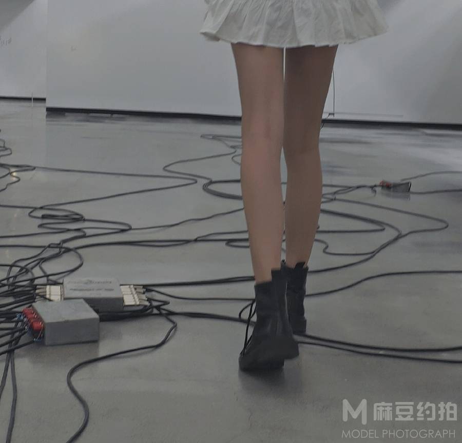 黑白模特
