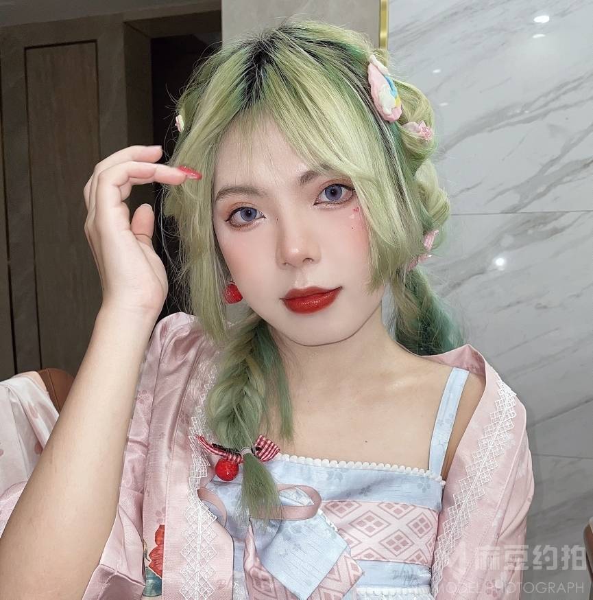 少女模特