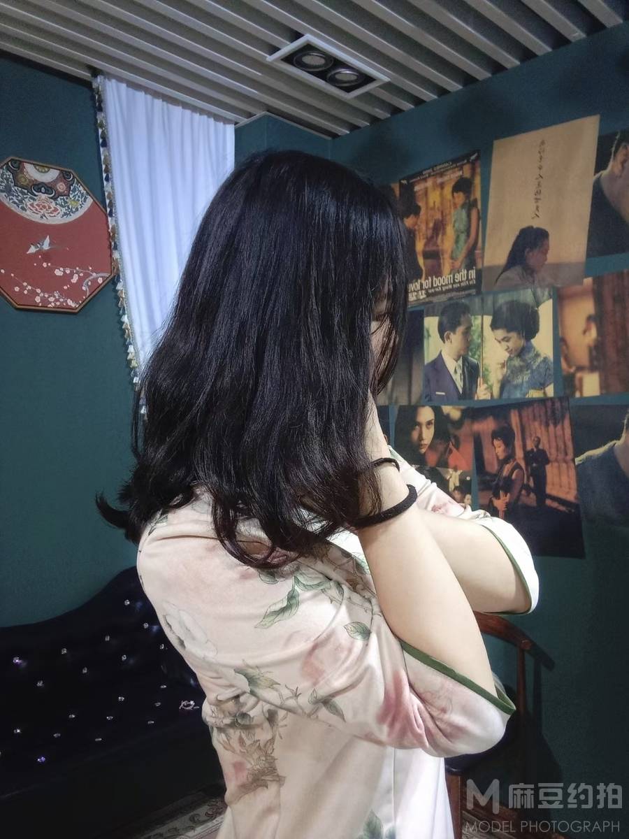 胶片模特