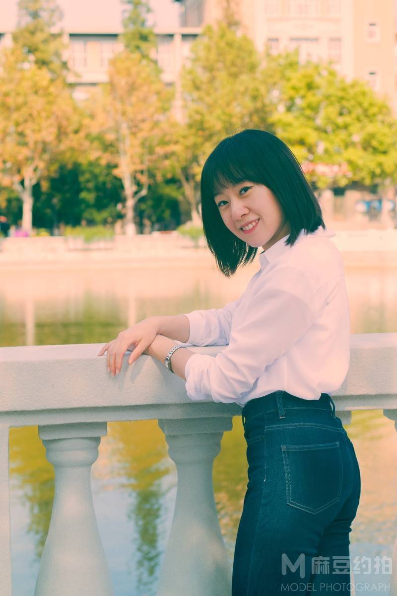 校园模特
