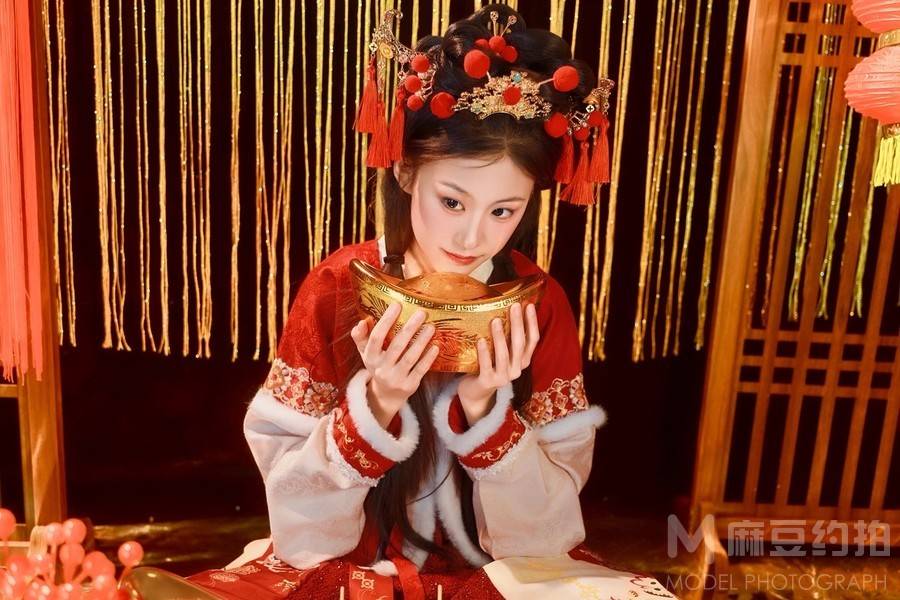 汉服模特