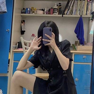 黑白模特