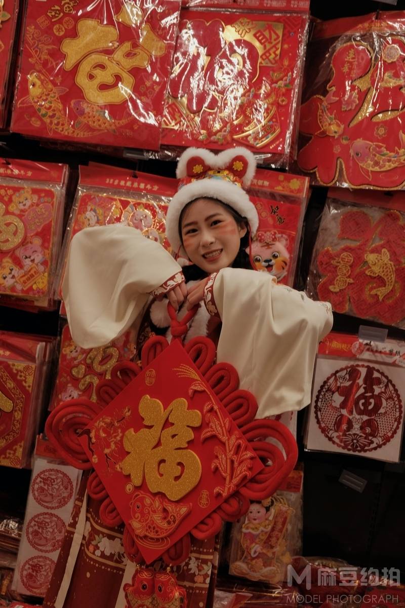 汉服模特