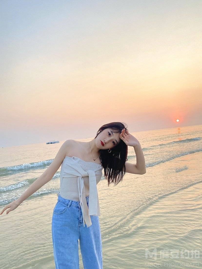 清新模特