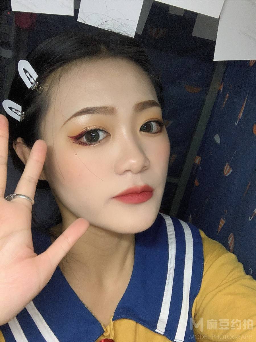 情侣模特