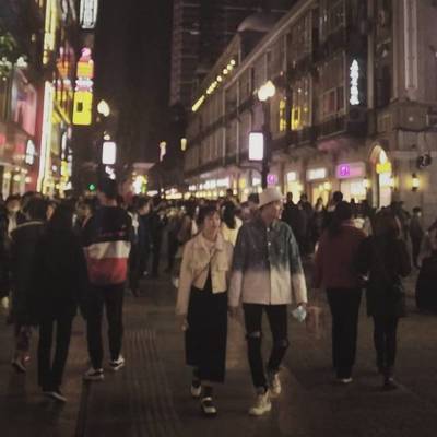 夜景模特