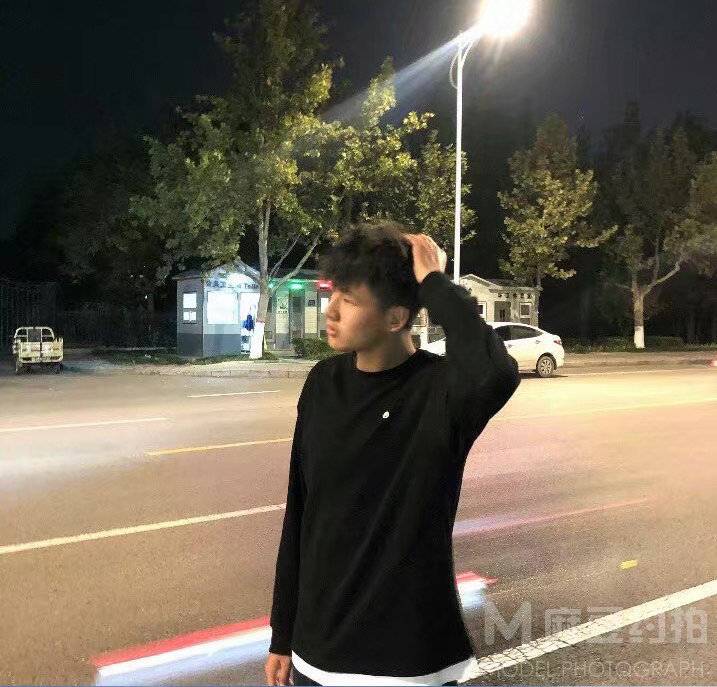夜景模特