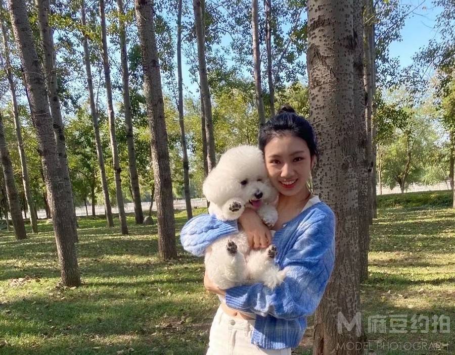 清新模特