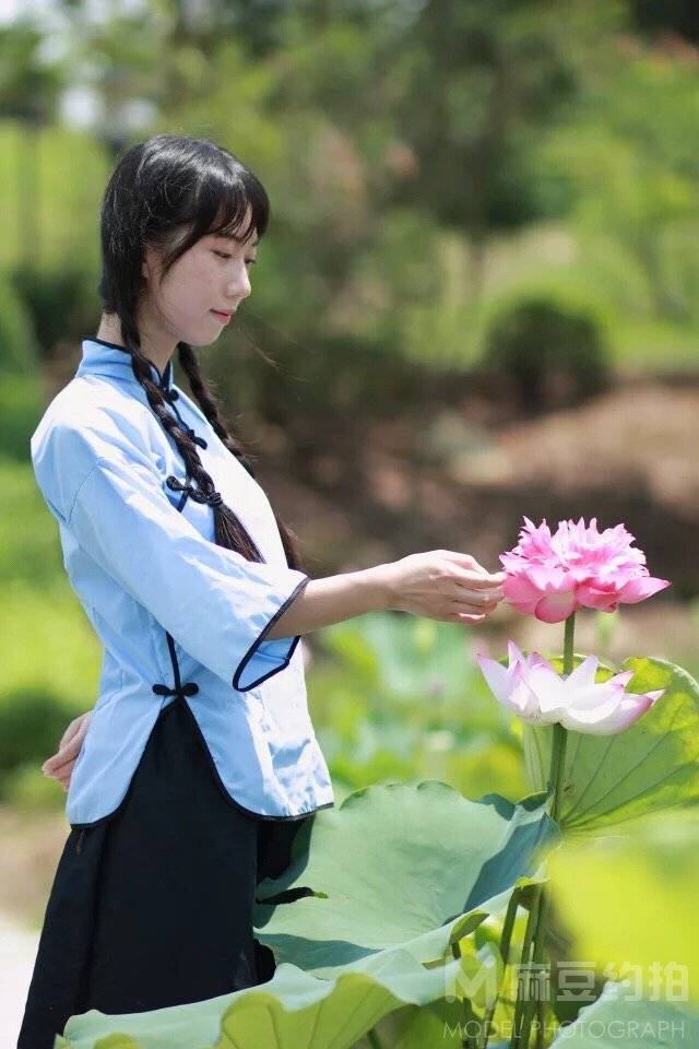 校园模特