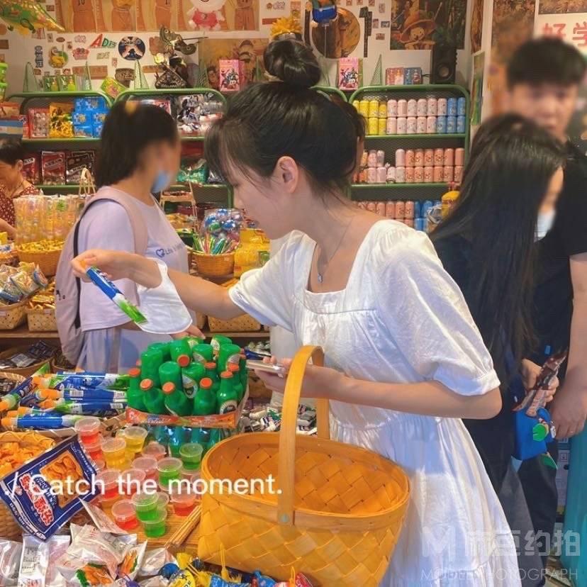 校园模特