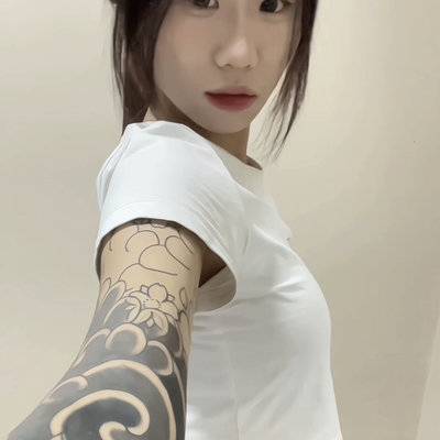 妆容模特