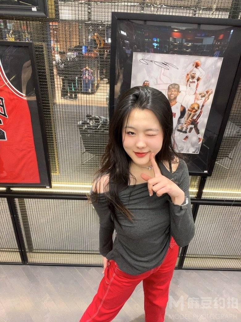 胶片模特