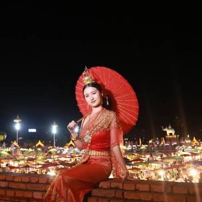 夜景模特