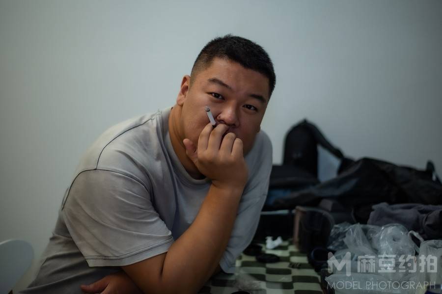 黑白模特