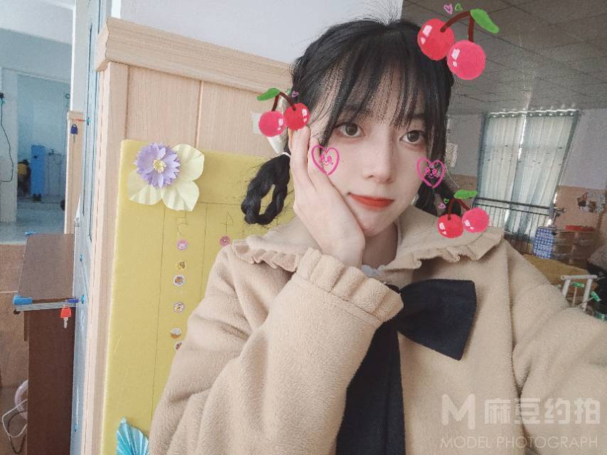 校园模特
