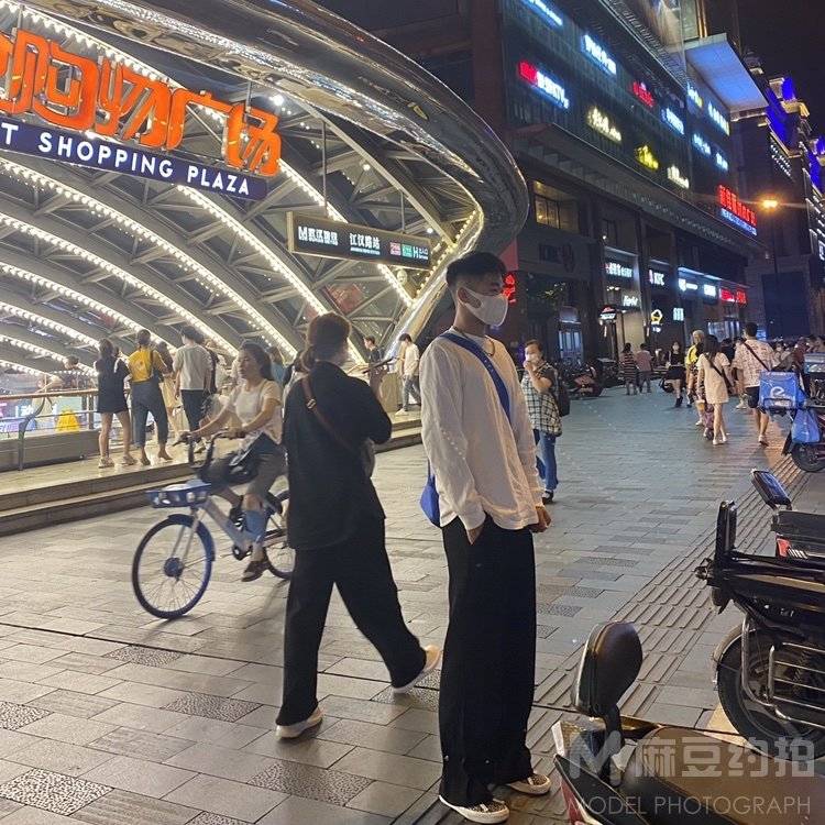 情侣模特
