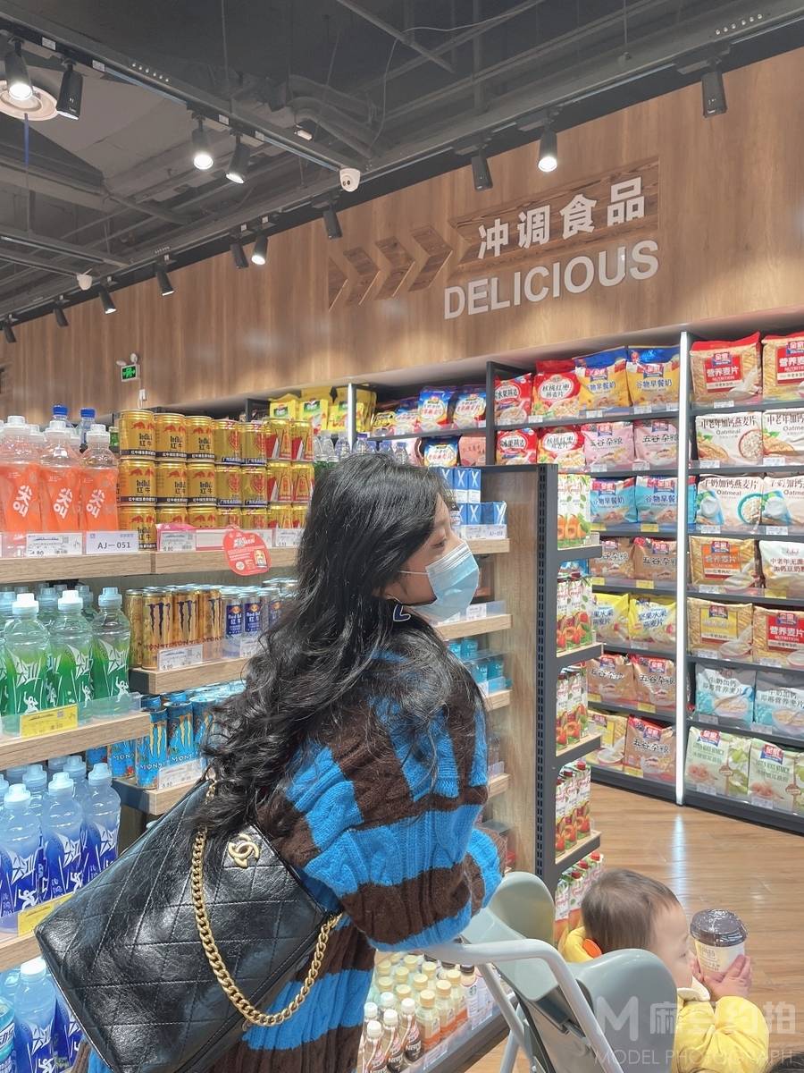 清新模特