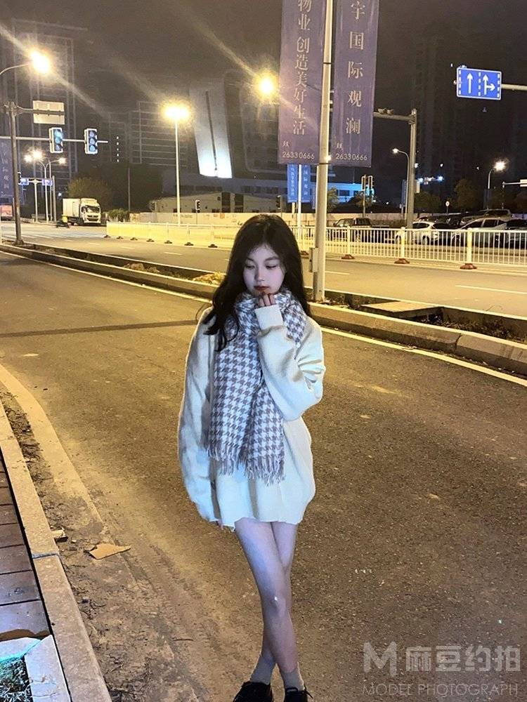 夜景模特