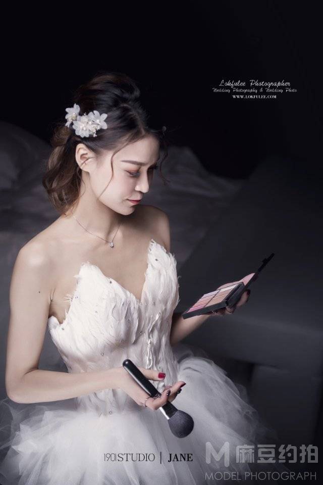 妆容模特