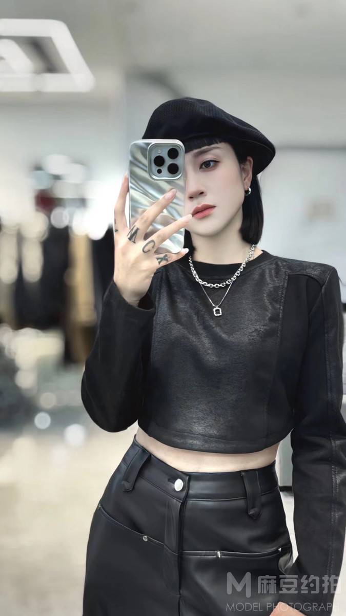 暗黑模特
