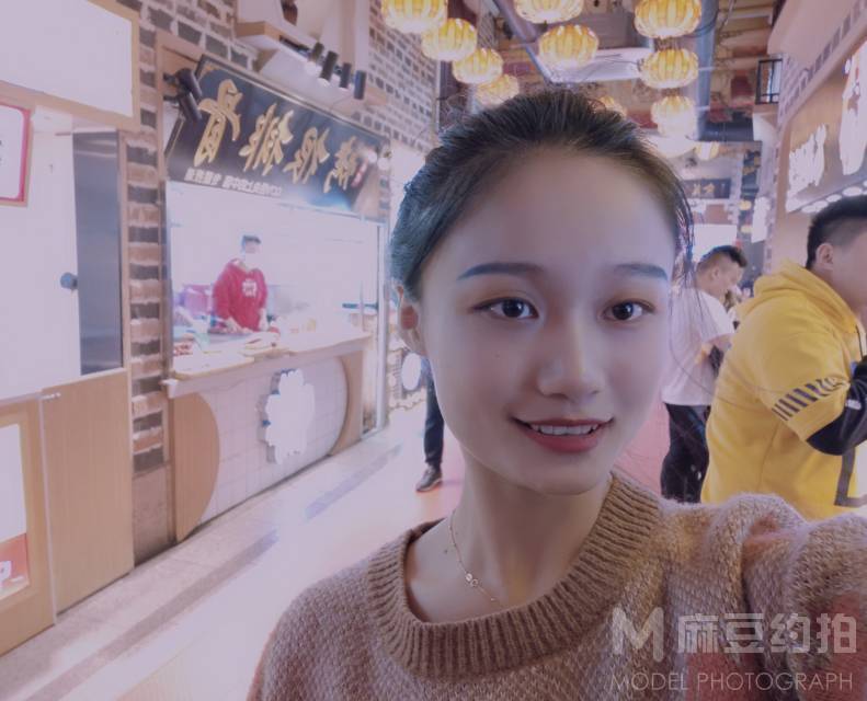 情绪模特