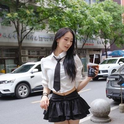 清新模特