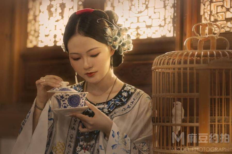 汉服模特