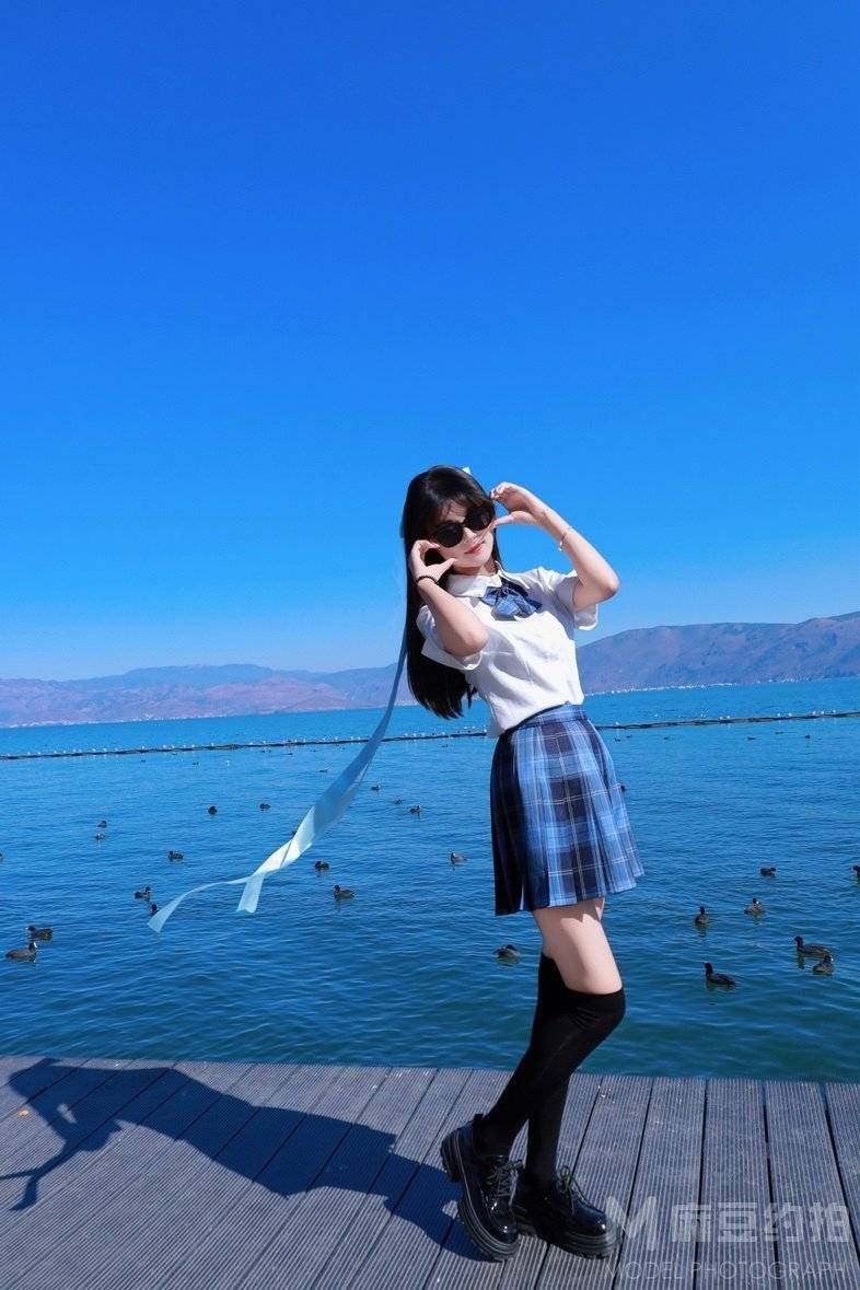 校园模特