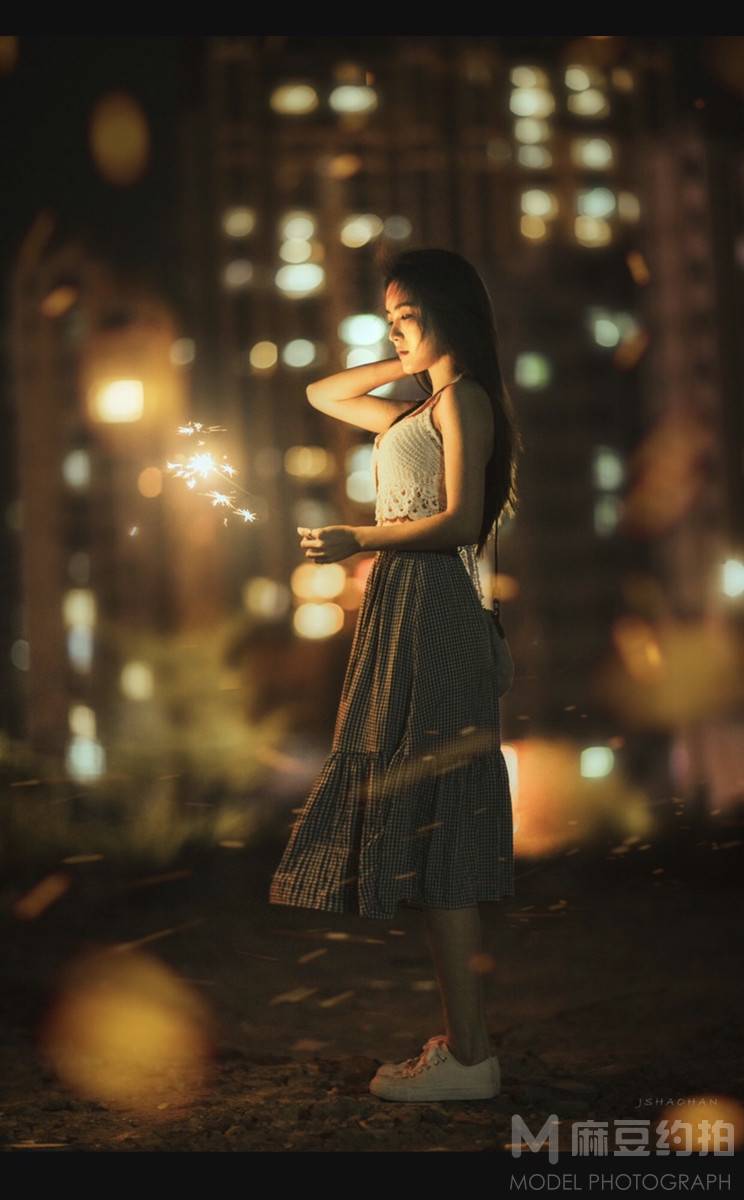夜景模特