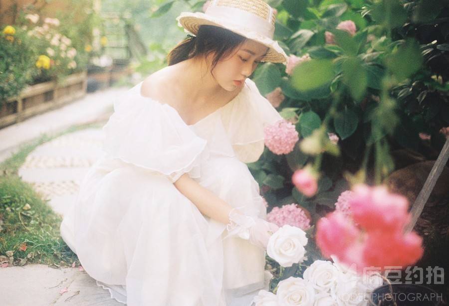 胶片模特