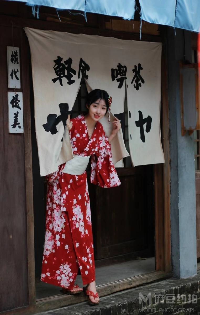 民国模特