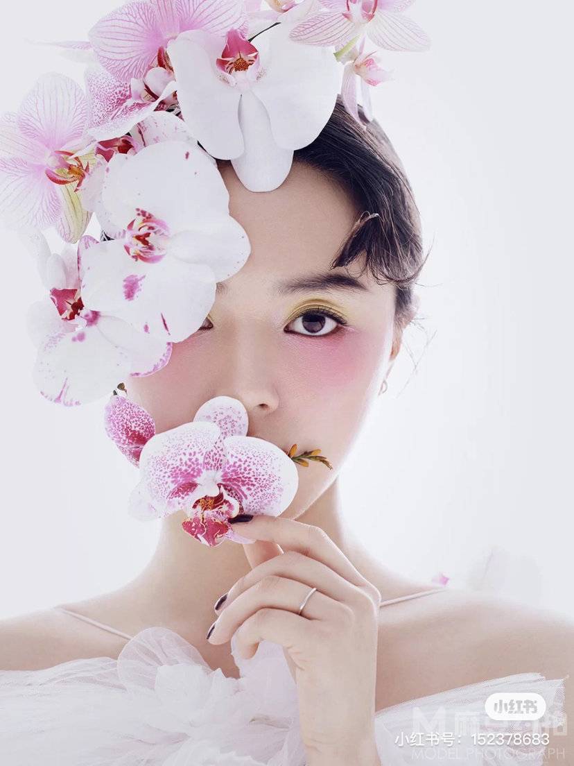 妆容模特