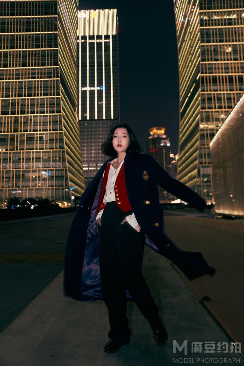 夜景模特