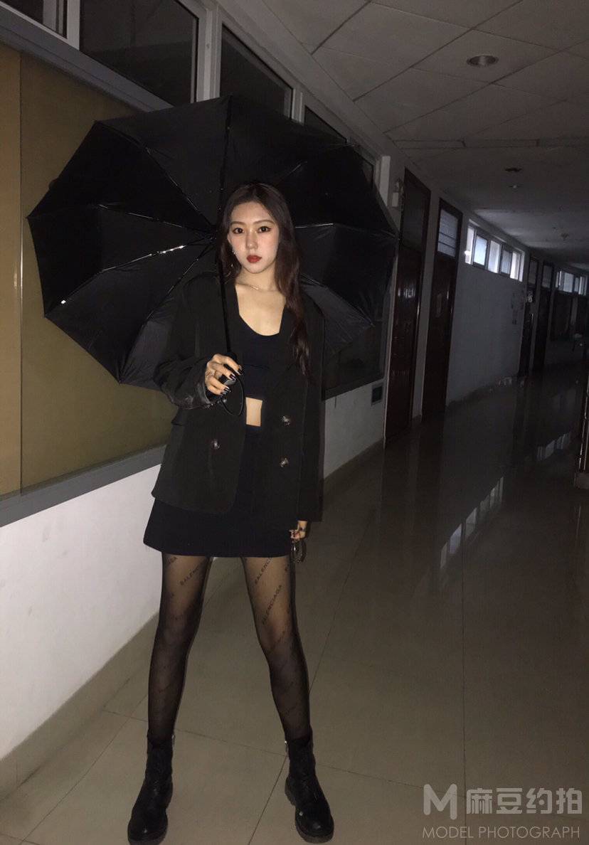 暗黑模特