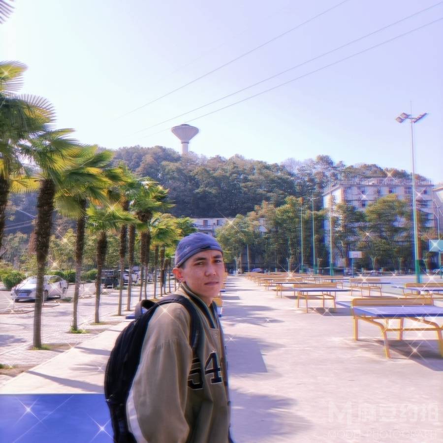 校园模特