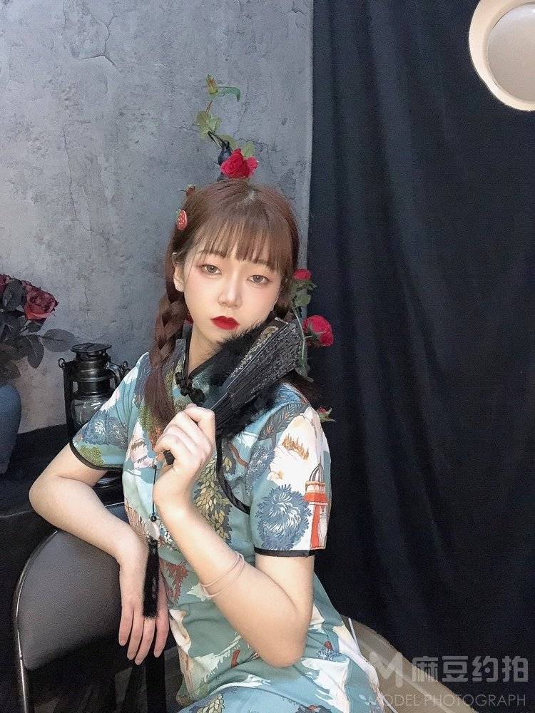 妆容模特