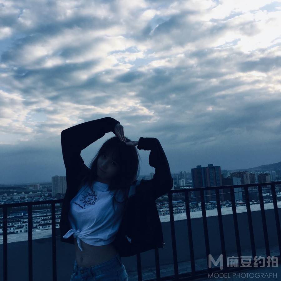 情侣模特