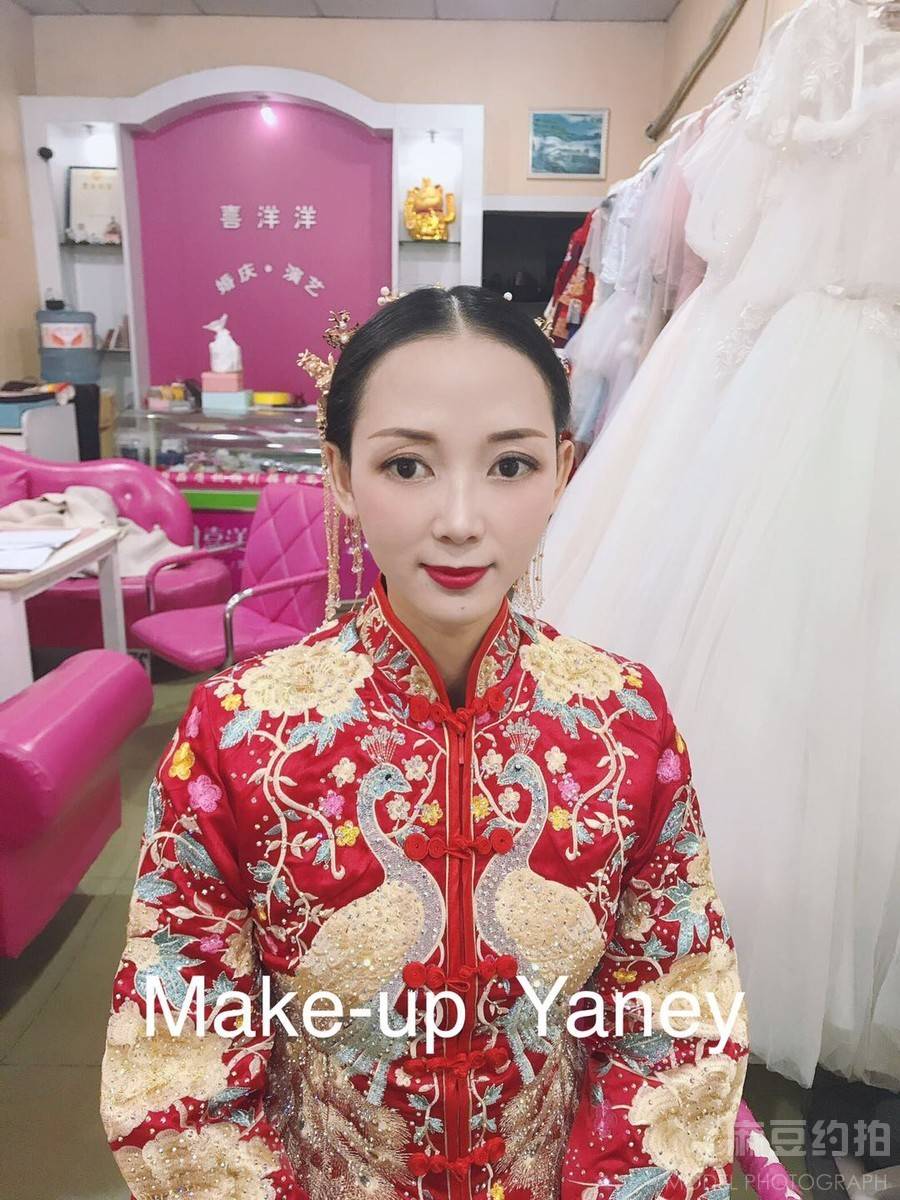 妆容模特