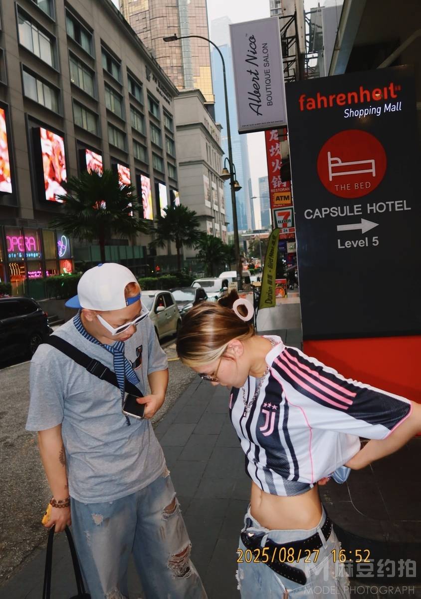 情侣模特