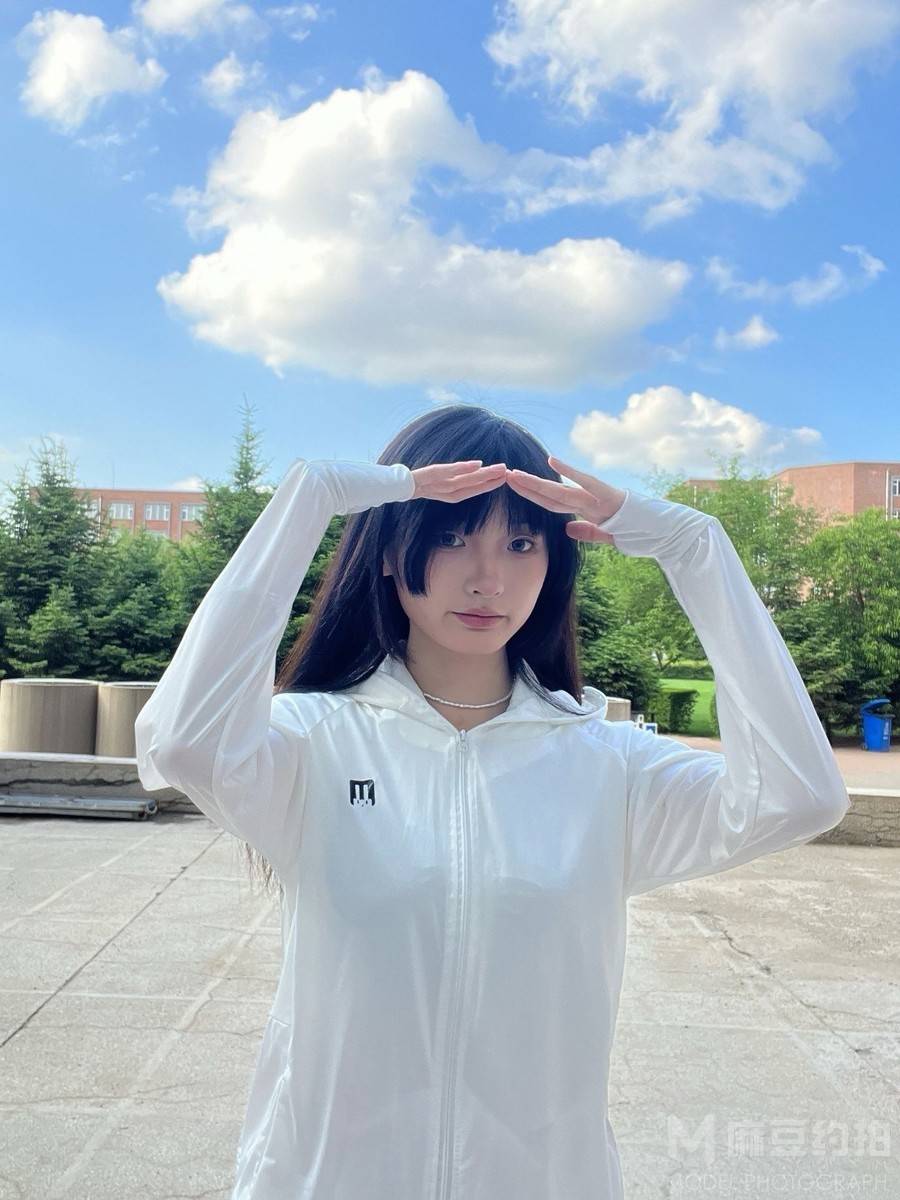 校园模特