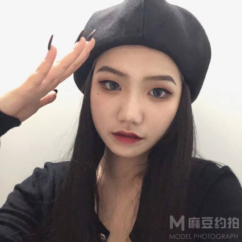 暗黑模特