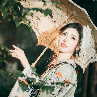 汉服模特