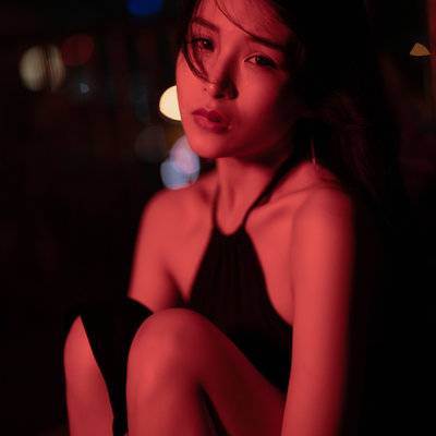 情绪模特