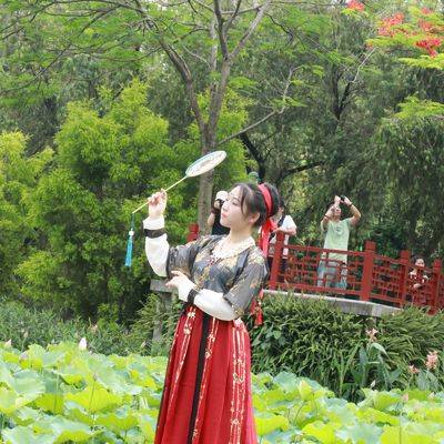 汉服模特