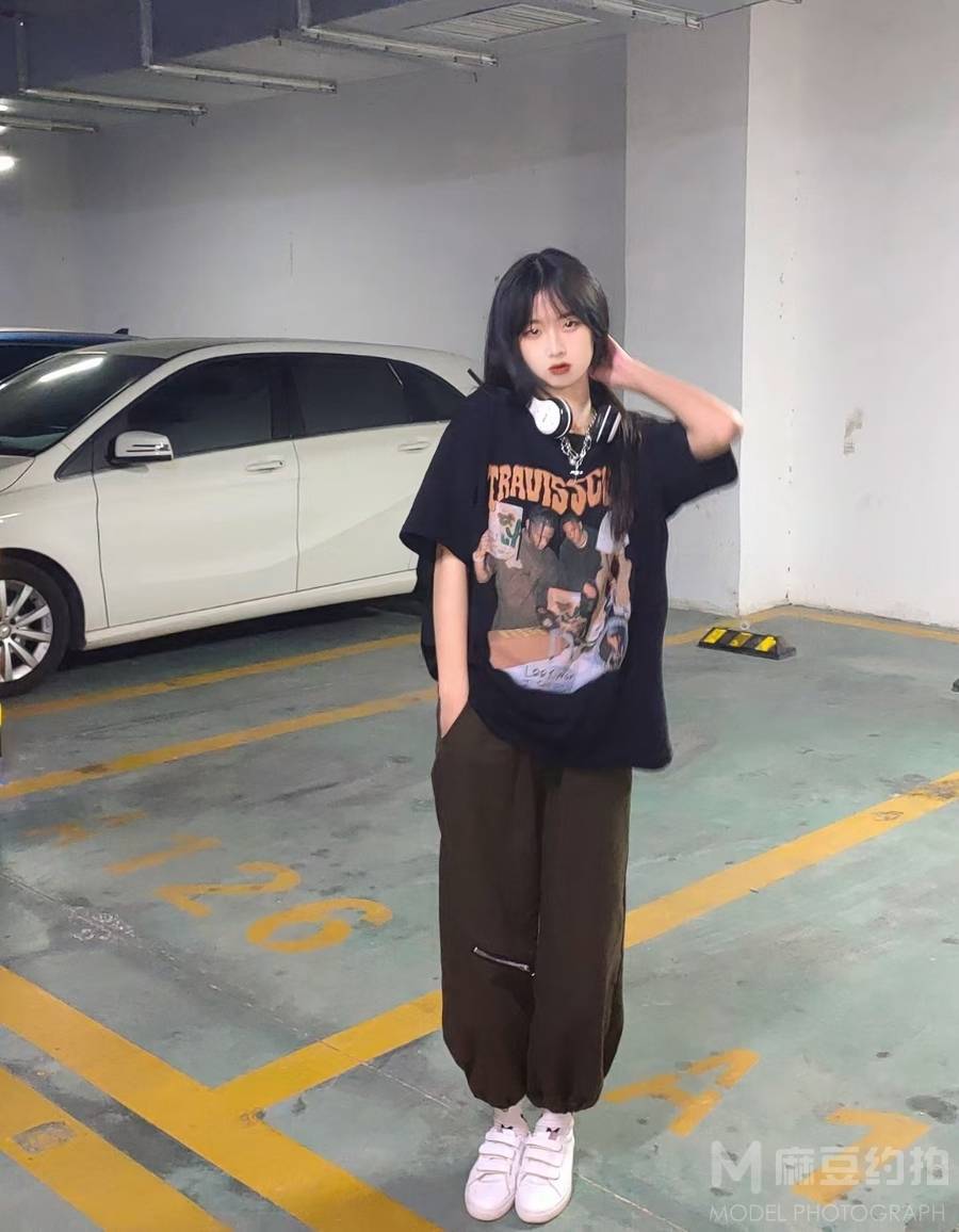 清新模特