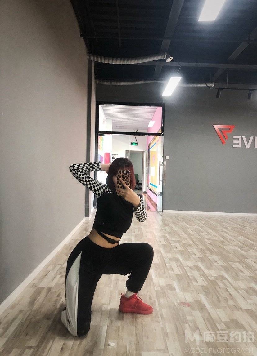 暗黑模特