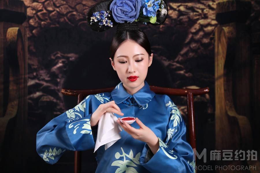 妆容模特