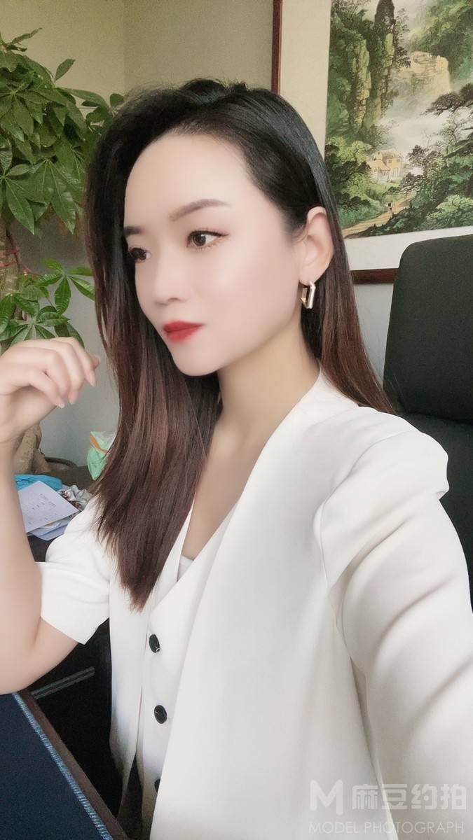 民国模特
