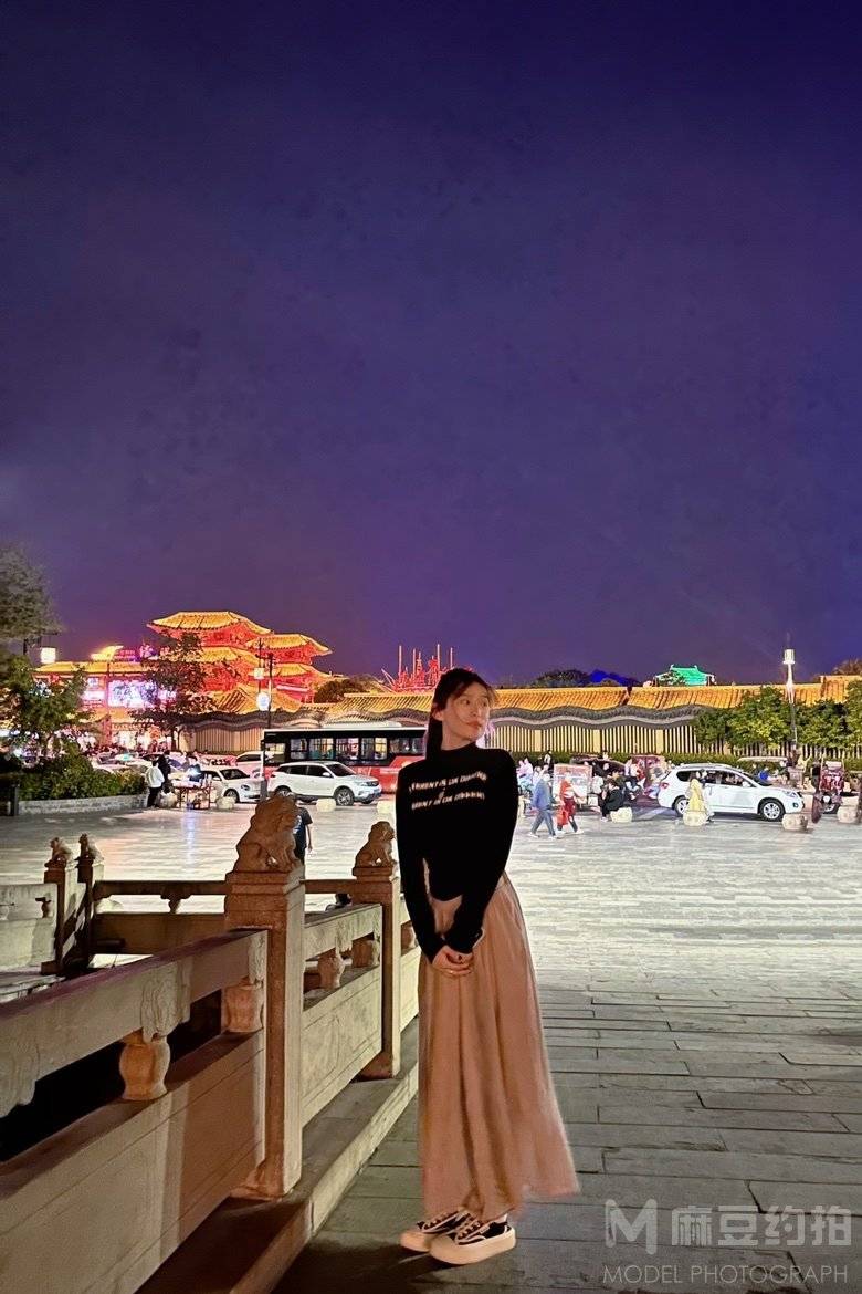 夜景模特